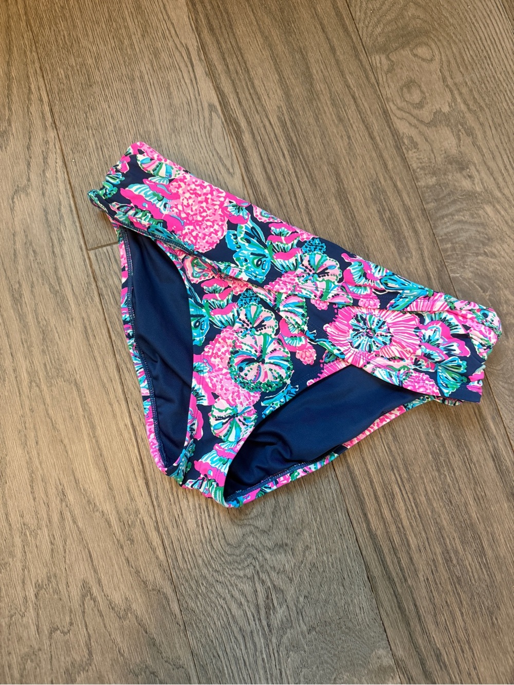 Lilly Pulitzer Swim Bottom Size 6 EUC